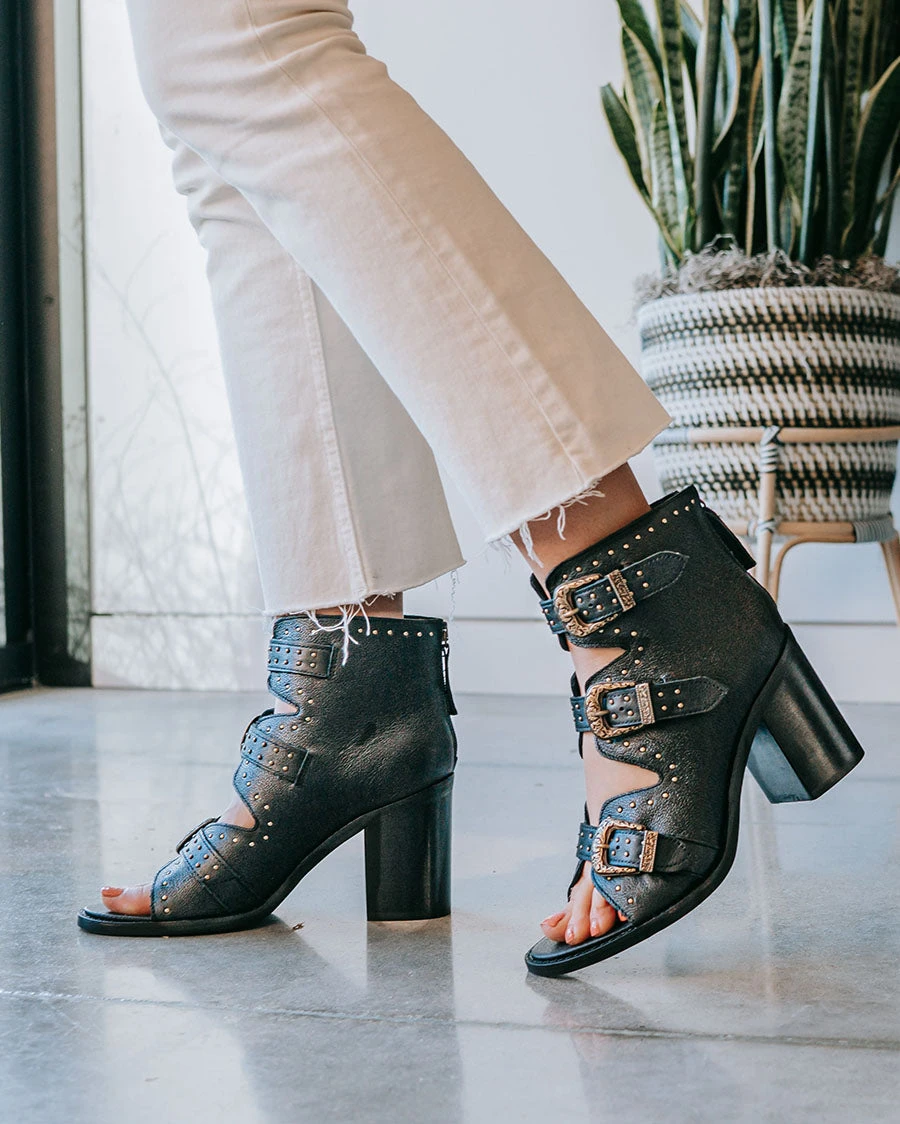 Dingo Women's Ziggy Leather Sandals 4 Dingo Women's Ziggy Leather Sandals - Image 2