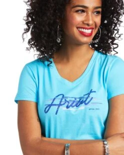Ariat Women's REAL Logo Script Classic Fit Tee -Ladies Western Cowboy Shop Ari202201 0022 S22 WMS WEST 10039789 detail01
