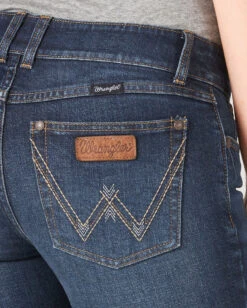 Wrangler Women's Retro® Mae Mid-Rise Bootcut Jeans 12 Wrangler Women's Retro® Mae Mid-Rise Bootcut Jeans -Ladies Western Cowboy Shop WRA202206 1 0059 09MWZEH BD01 RGBD PRD