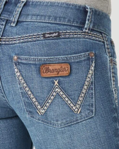 Wrangler Women's Retro® Sadie Low-Rise Bootcut Jeans 10 Wrangler Women's Retro® Sadie Low-Rise Bootcut Jeans -Ladies Western Cowboy Shop WRA202206 1 0123 07MWZRT BD01 RGBD PRD